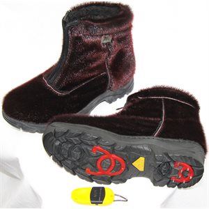 BURGUNDY BOOTS WITH TRACTION FOR WOMEN