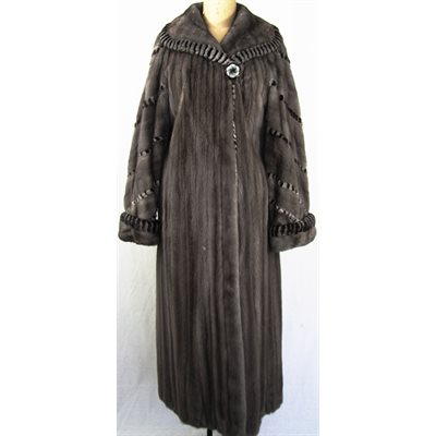 BLUE IRIS FEMALE MINK COAT
