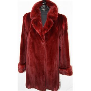 MANTEAU DE VISON RASÉ TEINT RUBY GARNI POIL LONG