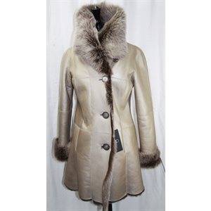 MANTEAU D'AGNEAU RENVERSÉ PERLE NAPPA