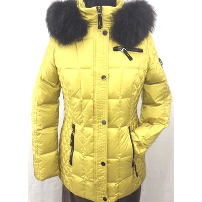 YELLOW DOWNCOAT WITH FINNCOON TRIM