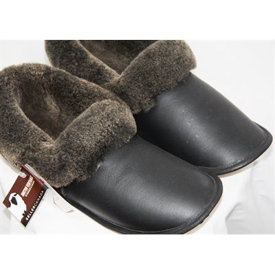 BLACK LEATHER SLIPPERS FOR MEN