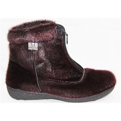 WOMEN'S BURGUNDY SEAL FUR BOOTS