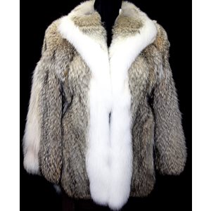 COYOTE & WHITE FOX JACKET